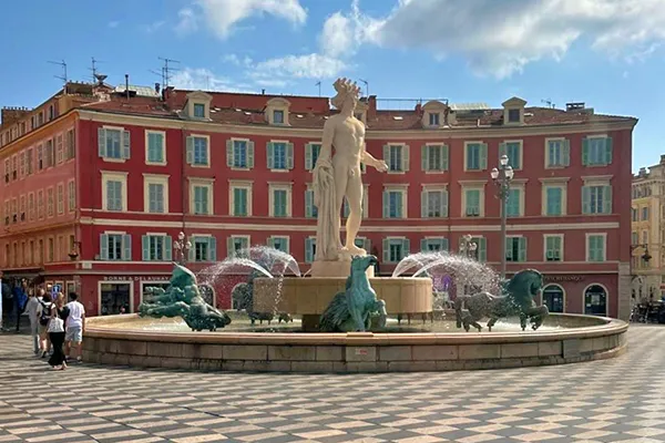 La place Masséna de Nice