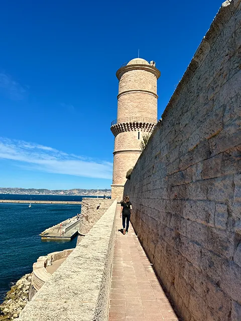 Visiter Marseille en 1 jour : faire le chemin de ronde du Pharo