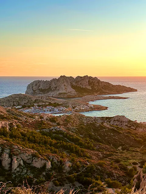 Point de vue sur les Goudes à Marseille - Sentier du Président