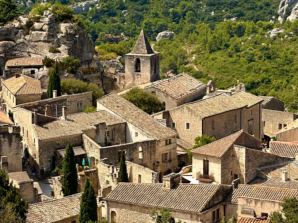 Les toits du villages des Baux de Provence