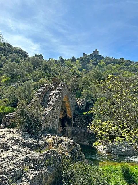 La randonnée du pont des Fées à Grimaud