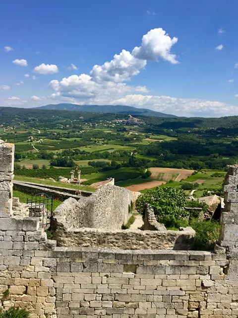 Lacoste, un des plus beau village du Luberon