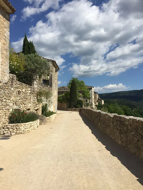 Les 10 plus beaux villages du Luberon : Ménerbes