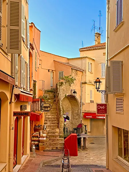 Visiter Saint-Tropez lors d'un road trip de 15 jours dans le sud de la France